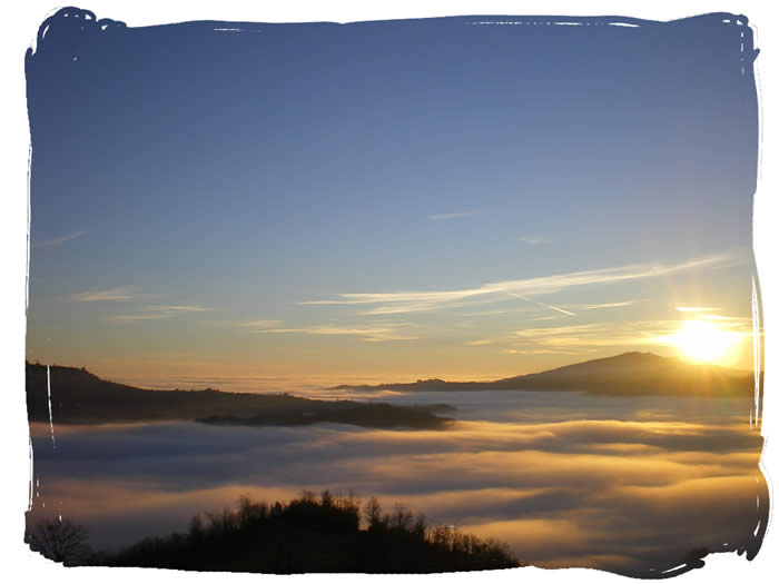 sunrise in the Sibillini National Park, behind Casa Sibilla